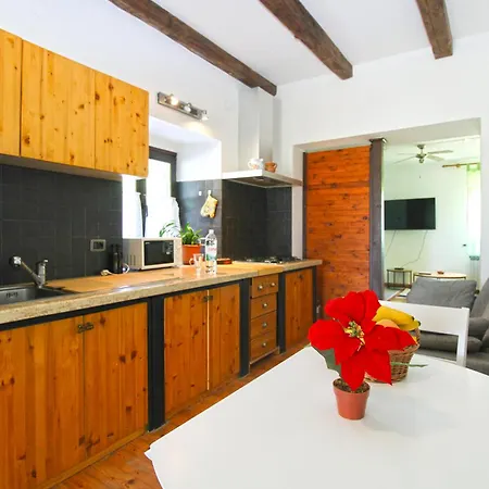 2325 Apartment