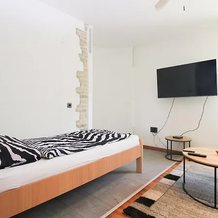 Apartment 2325 *